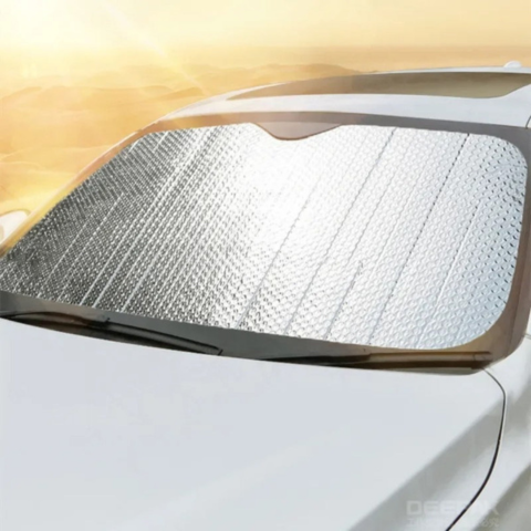 Car Sunshade – Protection Against UV Rays and Heat