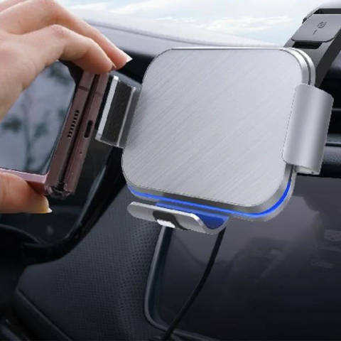 Support Telefono Auto – Fissaggio e Ricarica Senza Fili Integrata 