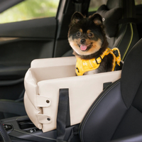 Cesta de Carro Para Pequeno Cão — Segurança E Conforto No Carro 